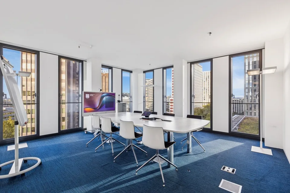 main tower - espaces de bureau entièrement aménagés pour un succès visible – photo 10 sur 12