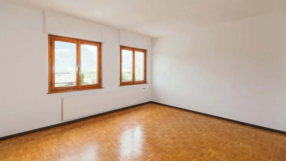 GEBÄUDE MIT DREI WOHNUNGEN IN VEYRAS – Foto 5 von 13