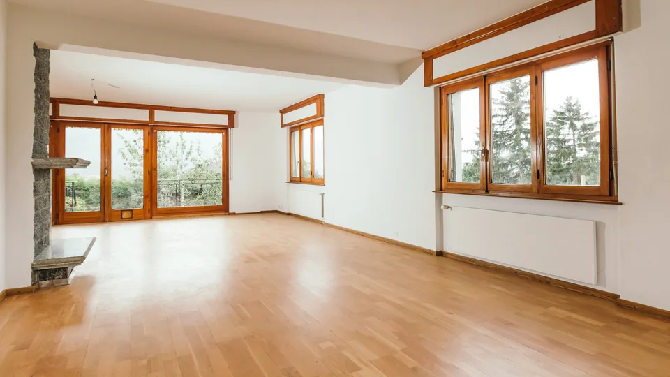 GEBÄUDE MIT DREI WOHNUNGEN IN VEYRAS – Foto 2 von 13