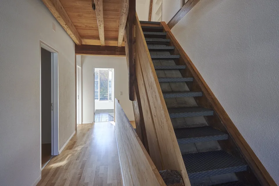 3,5 Zimmer-Duplexwohnung im Herzen von Nidau – Foto 2 von 15