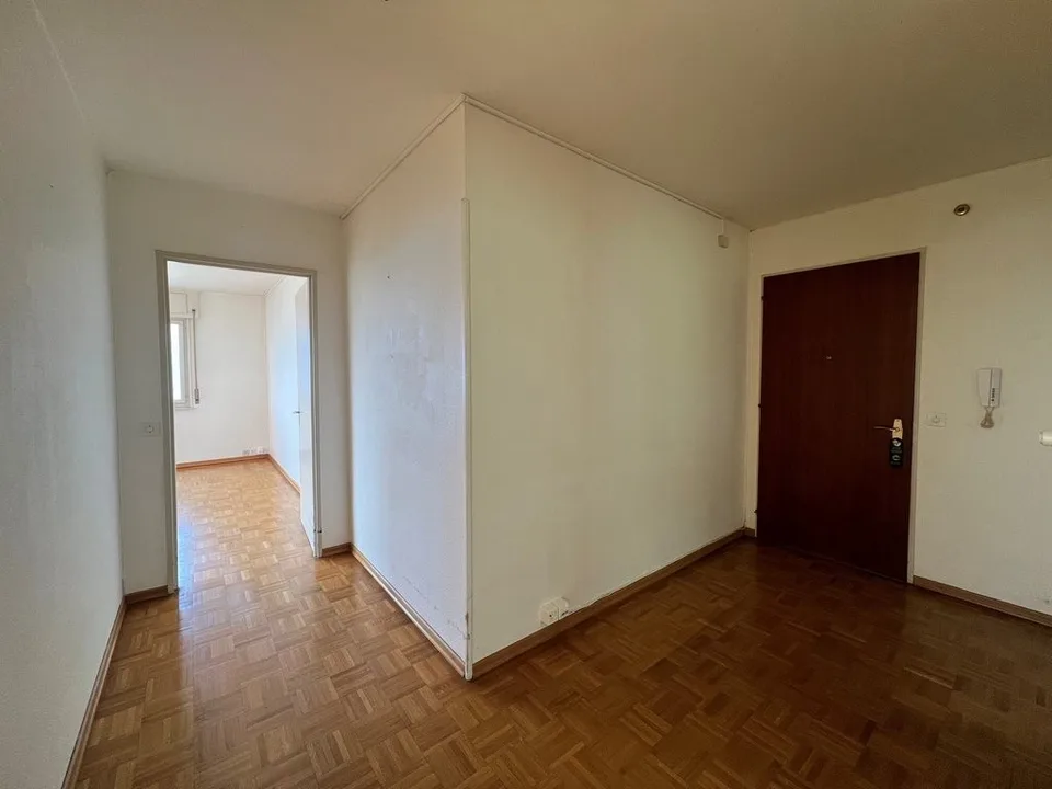 In affitto in quartiere tranquillo sulle alture di Montreux – foto 8 di 12