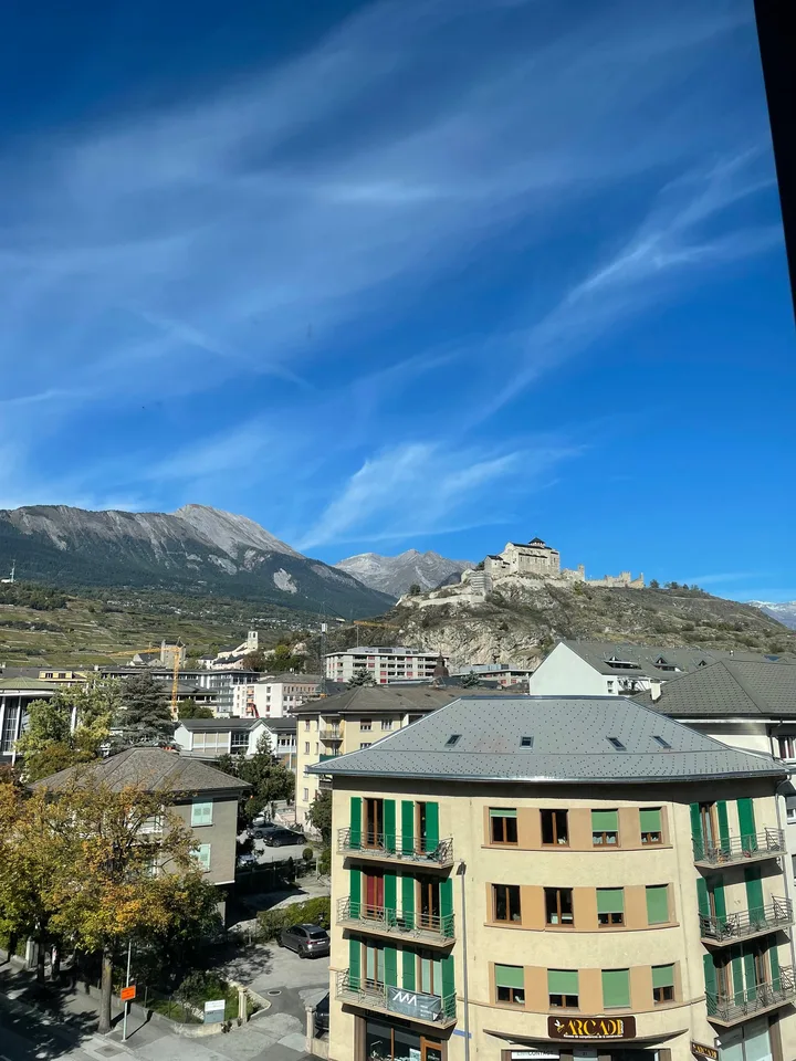 À louer – Plateau de bureaux Plug & Work de 600 m² au cœur de Cour de Gare, à Sion – photo 13 sur 14