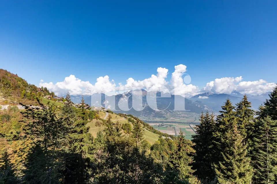 In esclusiva! Appartamento di 2,5 locali con vista panoramica sulla pianura del Rodano – foto 3 di 11
