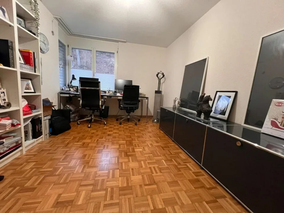 Morderne 5½-Zimmerwohnung in einem ruhigen Quartier – Foto 10 von 12
