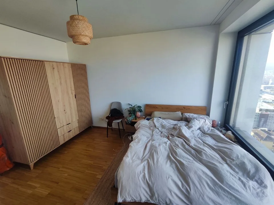 3½ ZI-WOHNUNG IN ZÜRICH - KREIS 9 ALTSTETTEN, MÖBLIERT, TEMPORÄR – foto 4 di 10