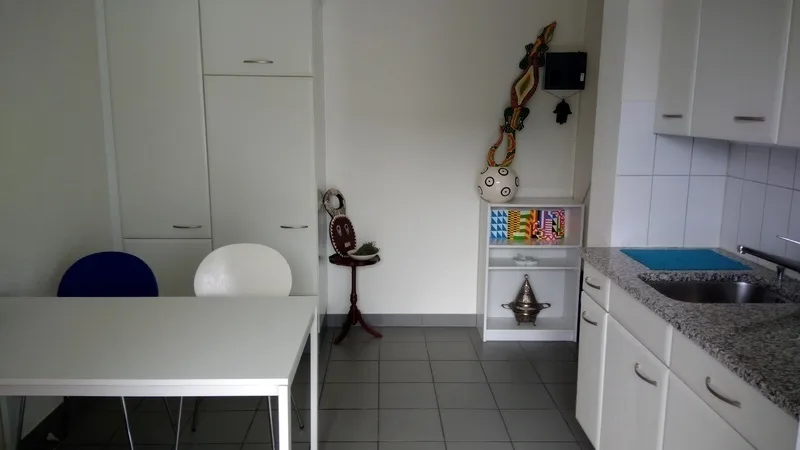 2 ZI-WOHNUNG IN BASEL - ALTSTADT/KLEINBASEL, MÖBLIERT, TEMPORÄR – foto 5 di 9