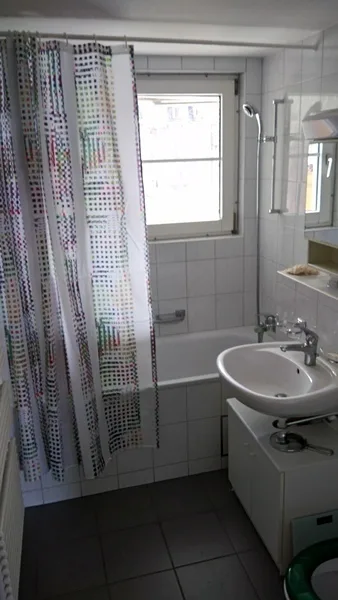 2 ZI-WOHNUNG IN BASEL - ALTSTADT/KLEINBASEL, MÖBLIERT, TEMPORÄR – foto 8 di 9