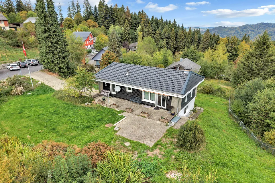Casa unifamiliare di 4,5 locali nella bella zona di Gantrisch – foto 2 di 11