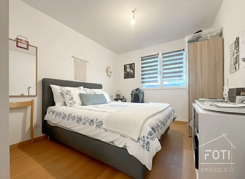 Collombey-Muraz: Villa mit 2 Wohnungen, Swimmingpool und Terrassen – Foto 2 von 13