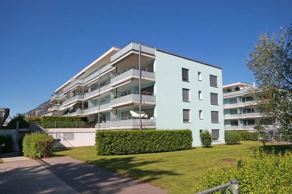 Charmante und moderne Wohnung - Zentral in Bülach – Foto 7 von 8