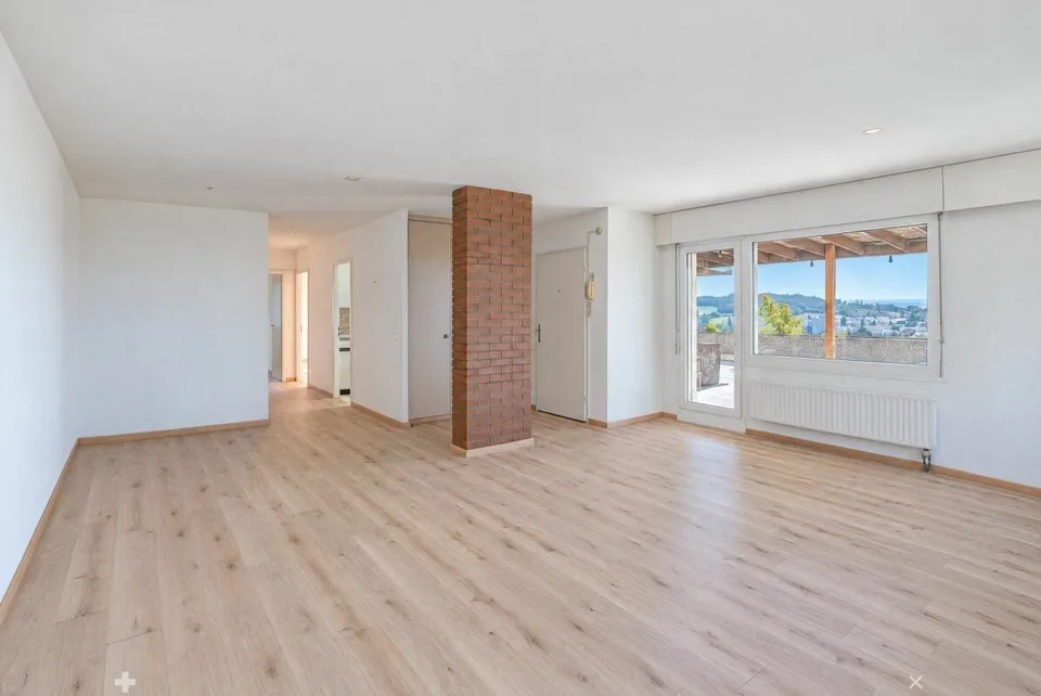 3.5 Zimmer Attika-Terrassenwohnung mit See- und Alpensicht – Foto 5 von 17