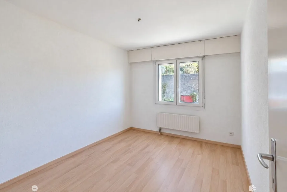 3.5 Zimmer Attika-Terrassenwohnung mit See- und Alpensicht – Foto 7 von 17