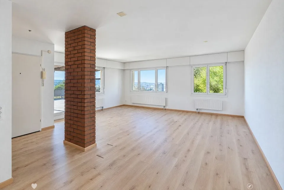 3.5 Zimmer Attika-Terrassenwohnung mit See- und Alpensicht – Foto 4 von 17