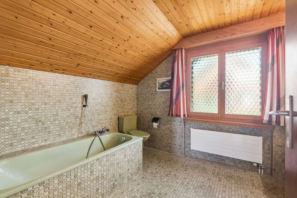 Maison unifamiliale dépendante de 5½ pièces avec beaucoup de potentiel à Winterberg – photo 9 sur 13