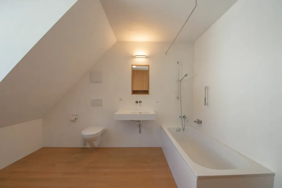 Exklusive Dachwohnung mit traumhaftem Rheinblick – Foto 10 von 12