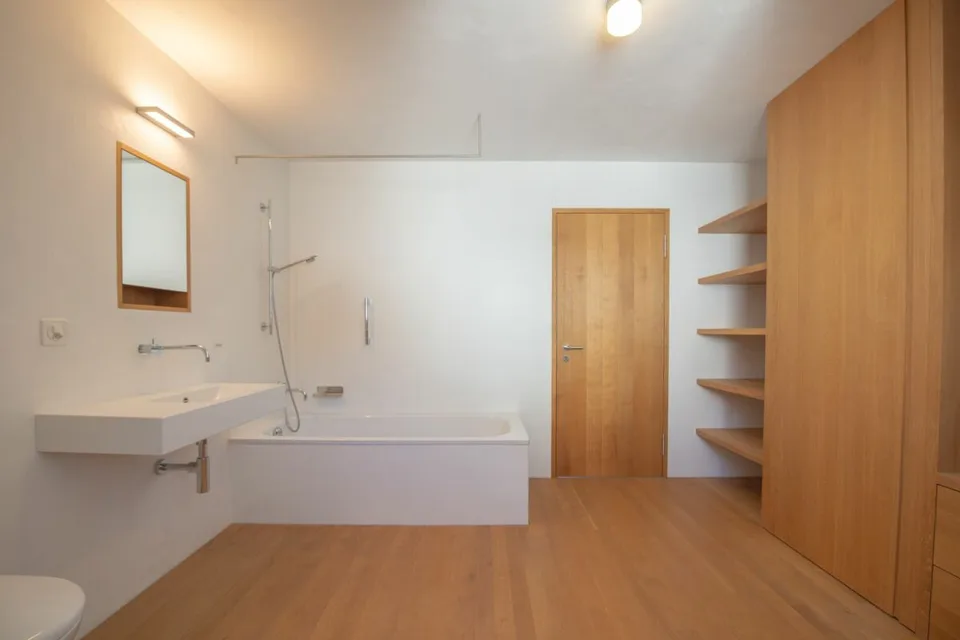 Exklusive Dachwohnung mit traumhaftem Rheinblick – Foto 11 von 12
