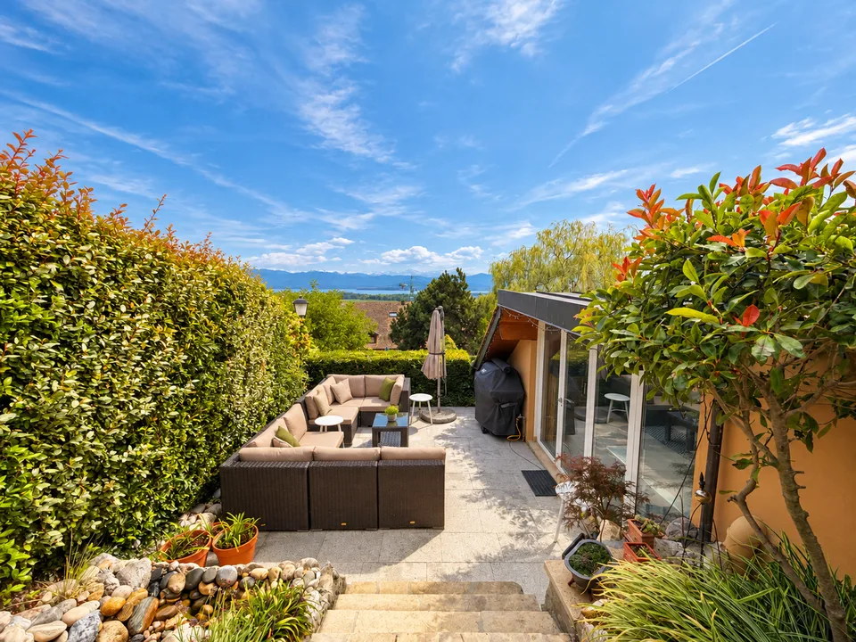 A Luins, Casa di 5.5 locali tra vigneti e vista sul Lago di Ginevra – foto 4 di 19