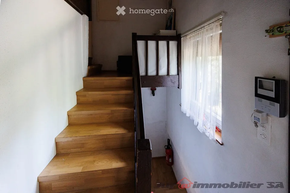 Einfamilienhaus mit 7 Zimmern in Vorbourg 48 in Delémont – Foto 11 von 13