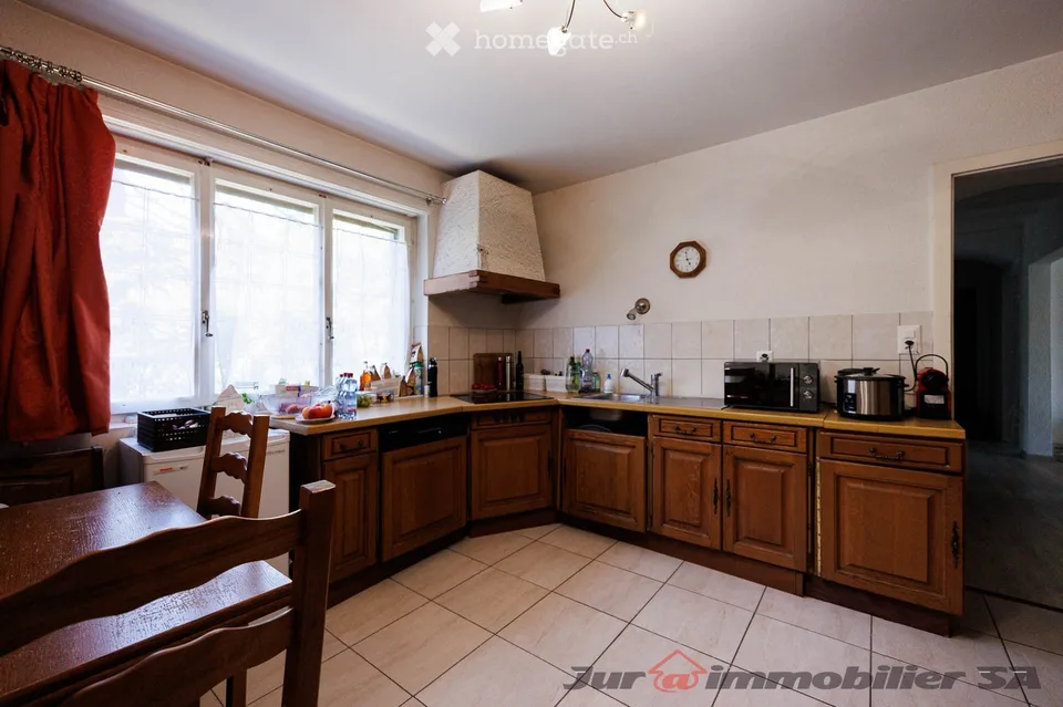 Einfamilienhaus mit 7 Zimmern in Vorbourg 48 in Delémont – Foto 5 von 13