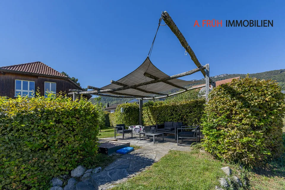 Nature idyll with breathtaking Alpine panorama – photo 12 of 13