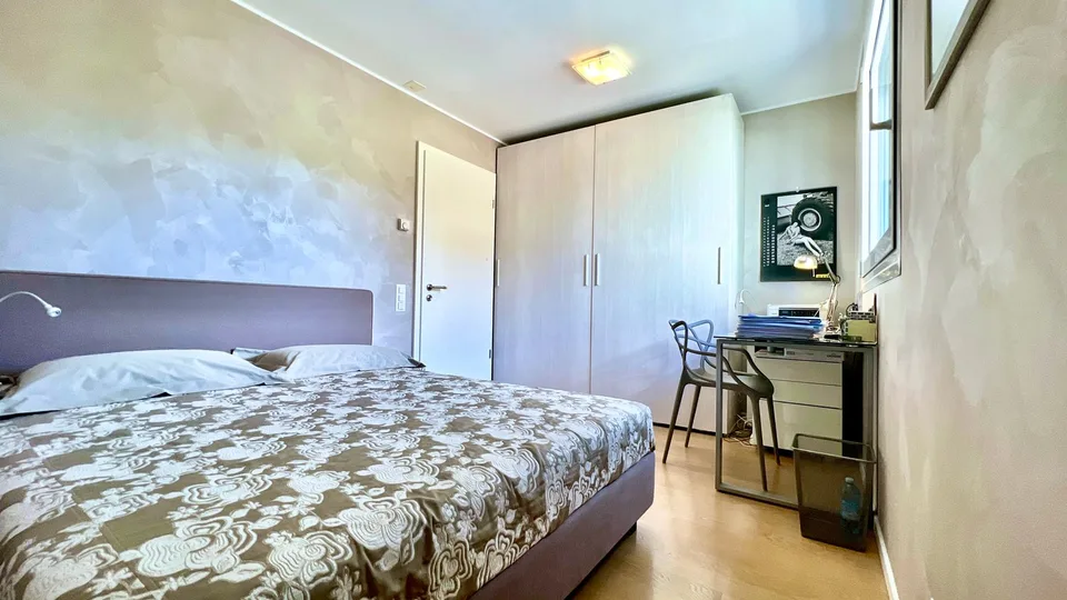 Elegantes Apartment mit 4.5 Zimmern und Seeblick in Lugano Massagno – Foto 18 von 22