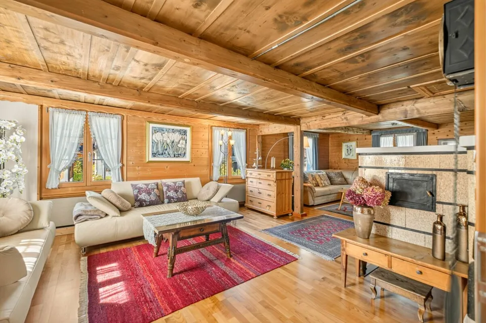 Peacefully located single-family house with prepared annex, barn and dreamy garden – photo 4 of 30
