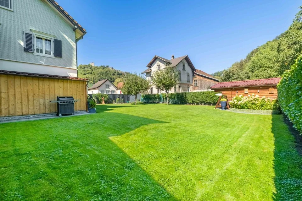 Peacefully located single-family house with prepared annex, barn and dreamy garden – photo 24 of 30