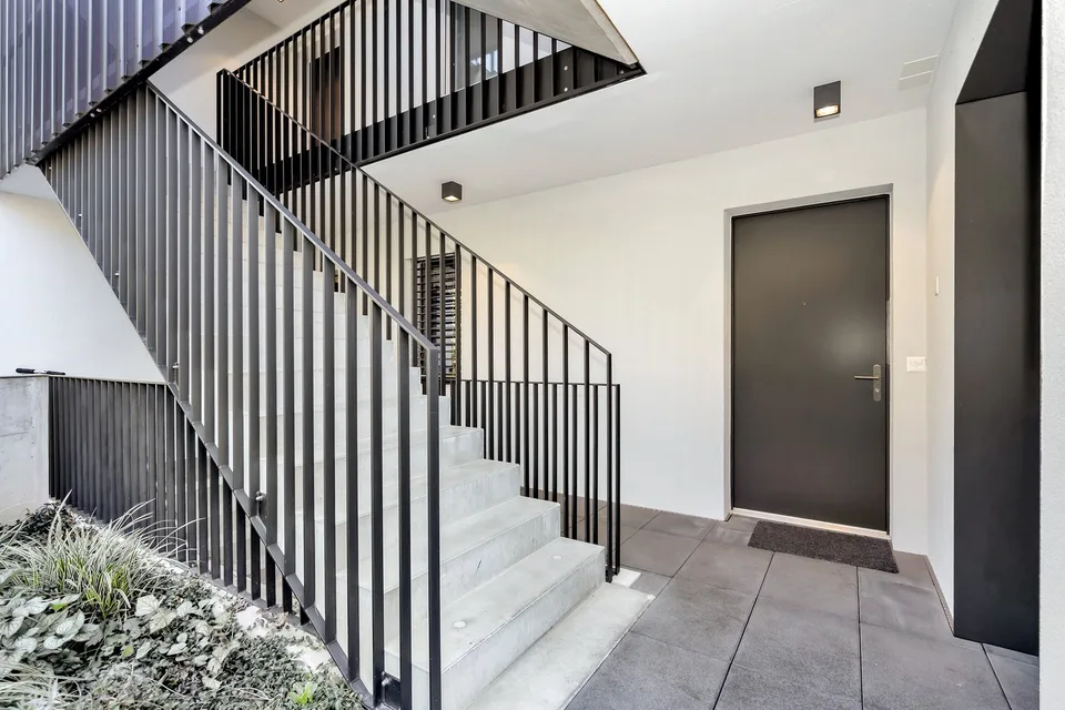 Appartement en attique de 4,5 pièces avec grande terrasse à Ostermundigen – photo 21 sur 23