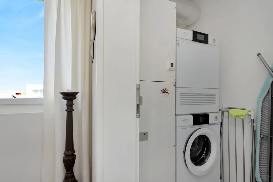 Appartement en attique de 4,5 pièces avec grande terrasse à Ostermundigen – photo 12 sur 23