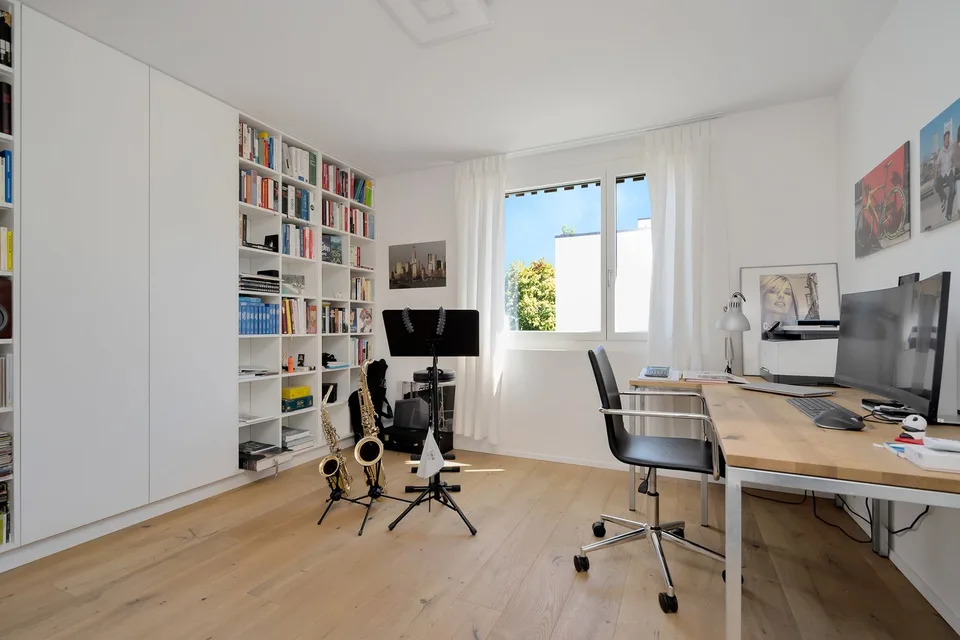 Appartement en attique de 4,5 pièces avec grande terrasse à Ostermundigen – photo 16 sur 23