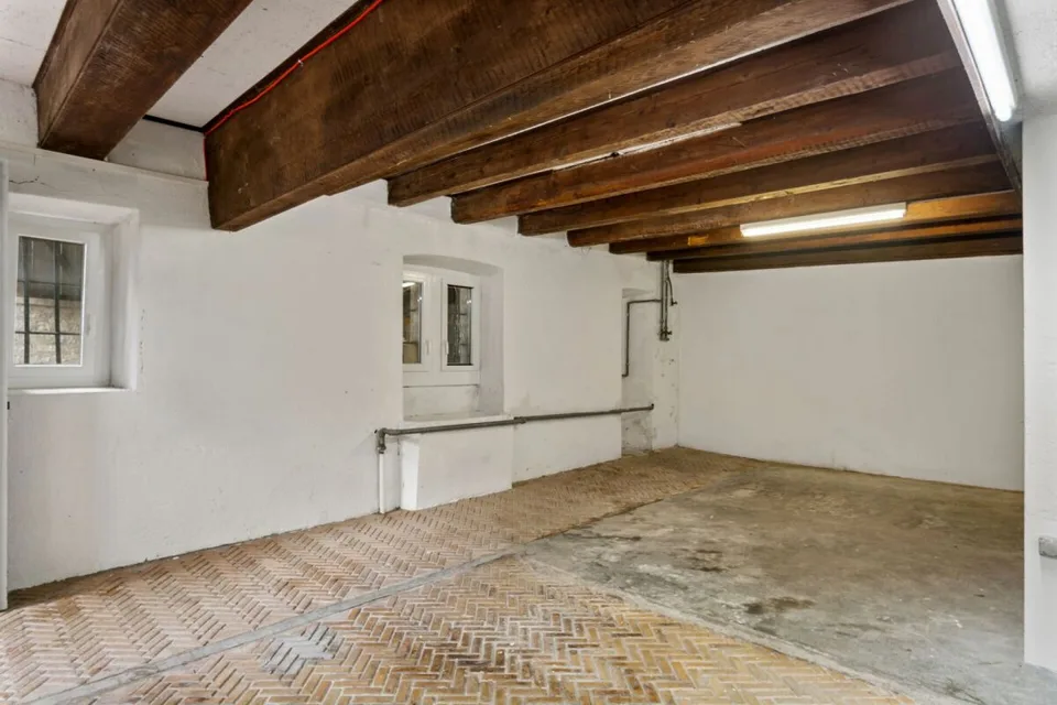 La Chaux-de-Fonds, Scheune mit Charakter und außergewöhnlichem Potenzial für eine Transformation – Foto 3 von 13