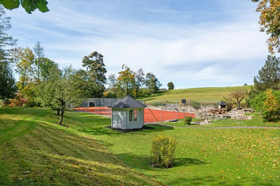 La Chaux-de-Fonds, Scheune mit Charakter und außergewöhnlichem Potenzial für eine Transformation – Foto 9 von 13