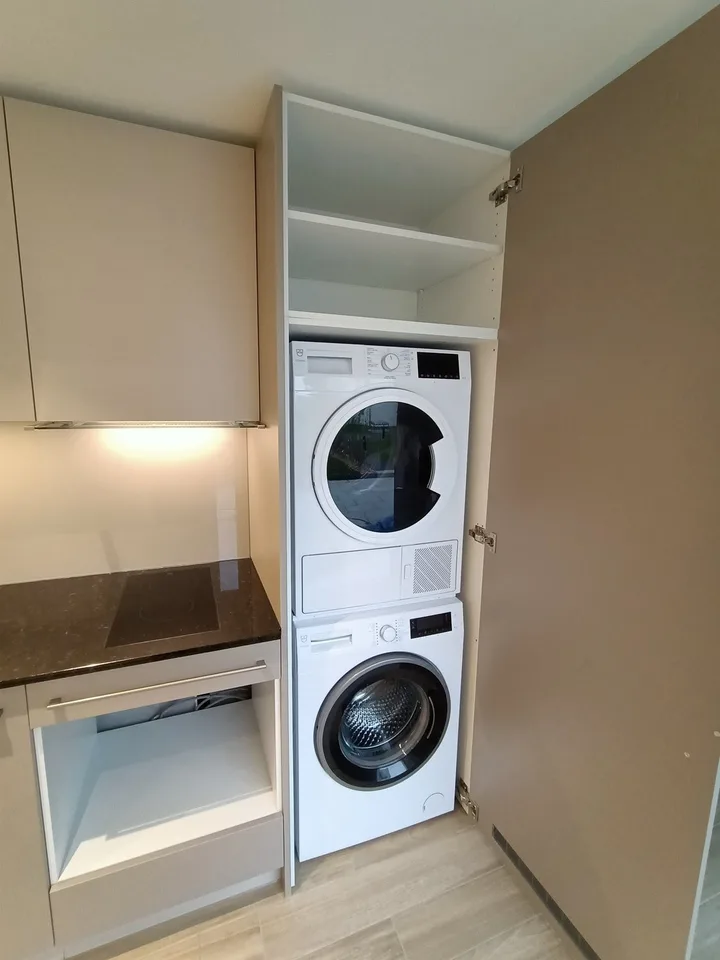 Hochwertiges Büro-/Atelier mit vielseitigen Nutzungsmöglichkeiten – Foto 4 von 9