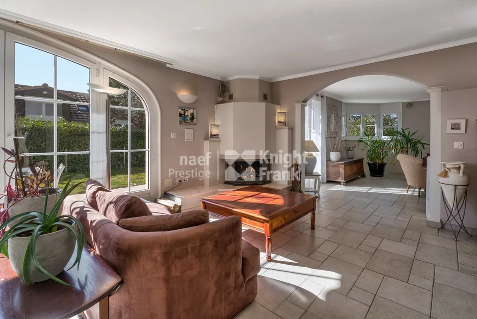 En exclusivité ! Propriété familiale de 7.5 pièces à vendre à Montreux – photo 9 sur 13