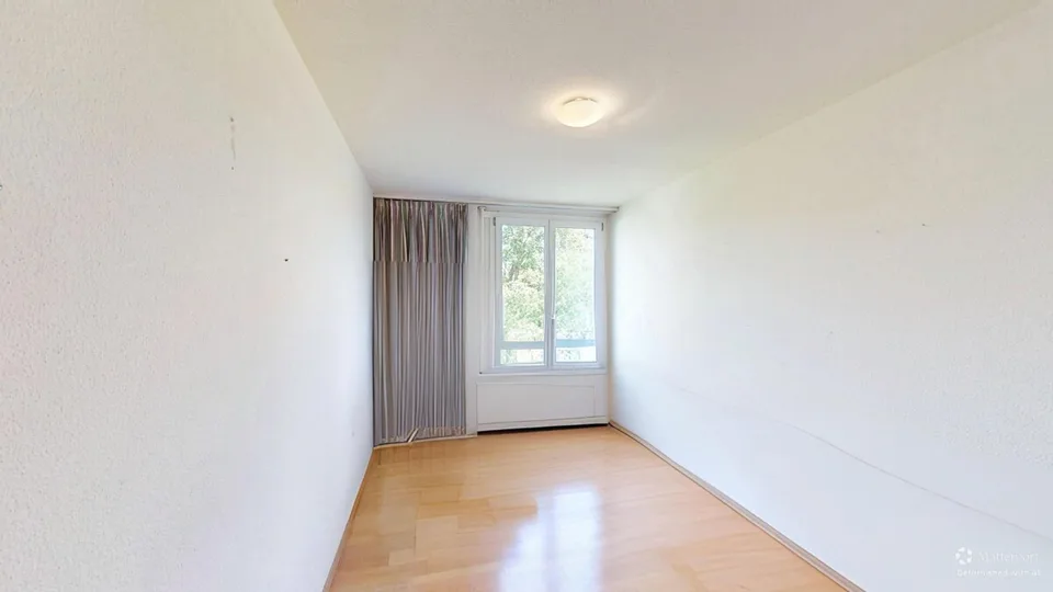 APPARTAMENTO 5.5 LOCALI CON VISTA SUL VERDE – foto 9 di 13
