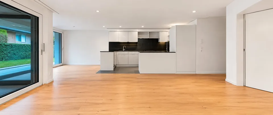 Appartement de jardin lumineux avec espace de vie et extérieur spacieux au bord de la forêt – photo 2 sur 13