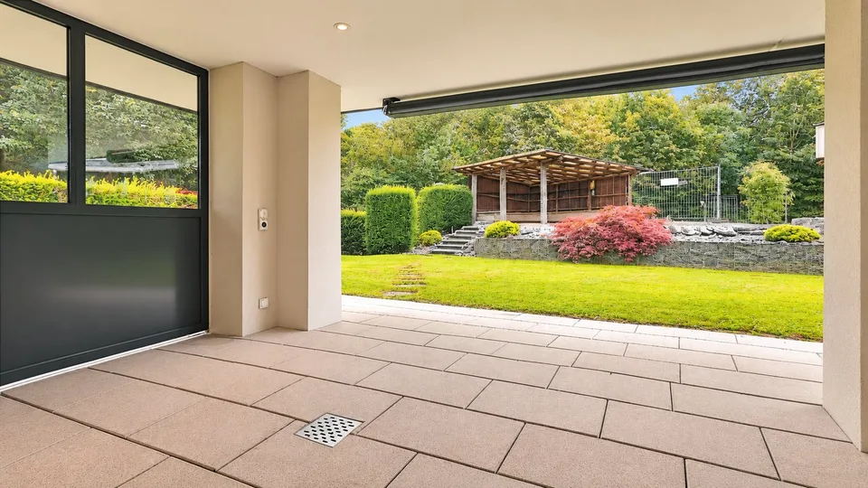Appartement de jardin lumineux avec espace de vie et extérieur spacieux au bord de la forêt – photo 11 sur 13