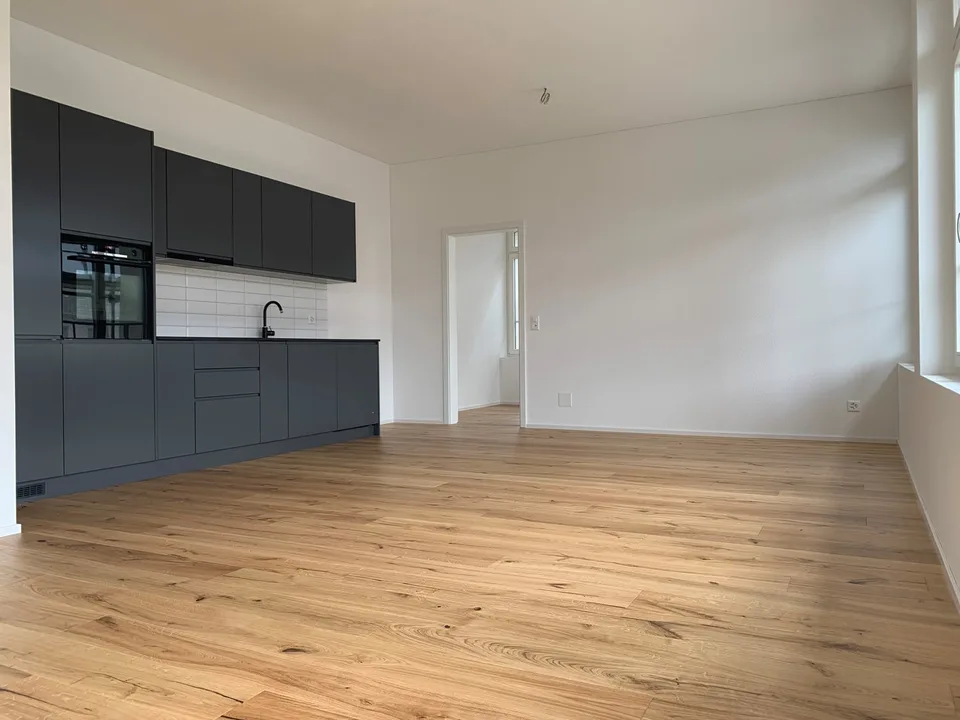 Stilvolle Loftwohnung mit moderner Ausstattung am Oberen Quai 51 in Biel/Bienne – Foto 8 von 13