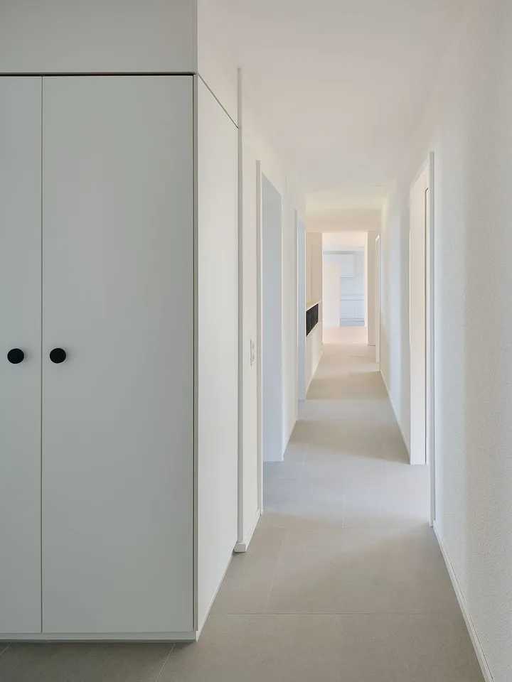 Stilvoll wohnen in Wabern – Renoviertes 6.5-Zimmer-Haus mit Charme – Foto 11 von 17
