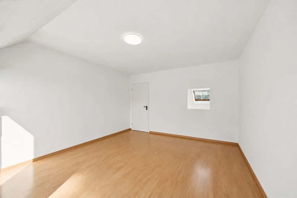 5.5-Zimmer-Duplex mit 160 m²: Platz wie im Einfamilienhaus, Komfort wie in einer Wohnung – Foto 6 von 13