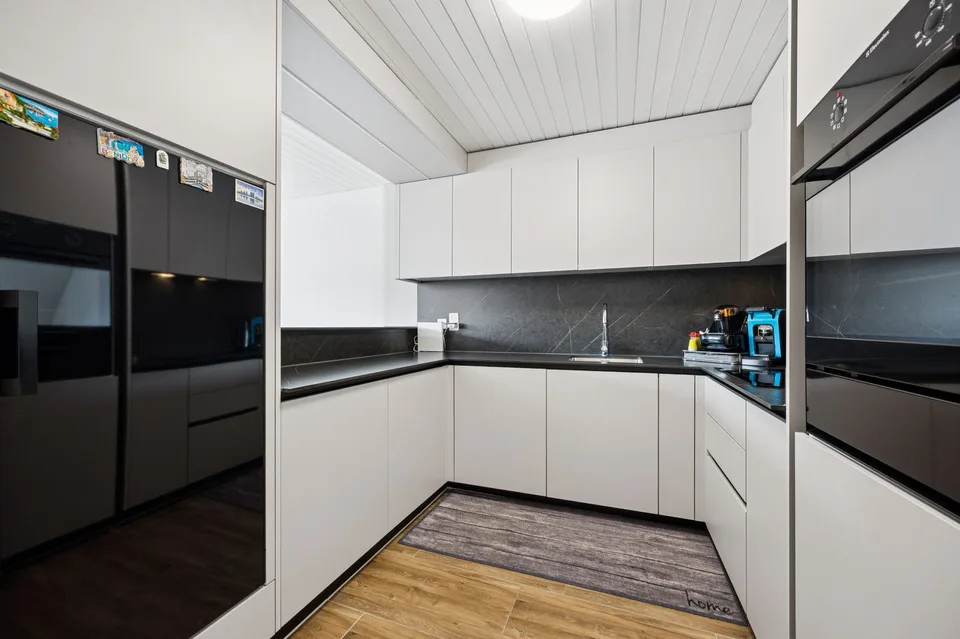 5.5-Zimmer-Duplex mit 160 m²: Platz wie im Einfamilienhaus, Komfort wie in einer Wohnung – Foto 5 von 13