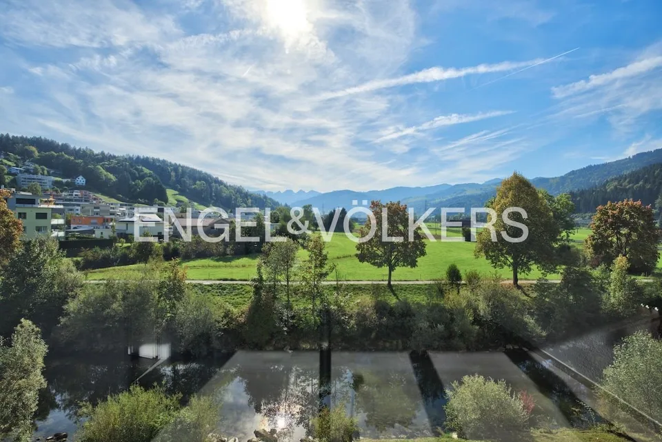 Panoramic Refuge in the Green: Stylish Living with a View of the Thur and – photo 2 of 13
