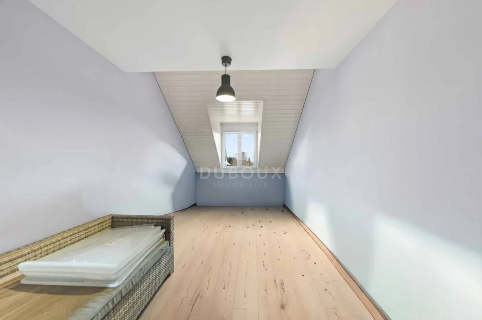 Magnifico appartamento duplex di 5.5 locali nel cuore di Gland – foto 8 di 12