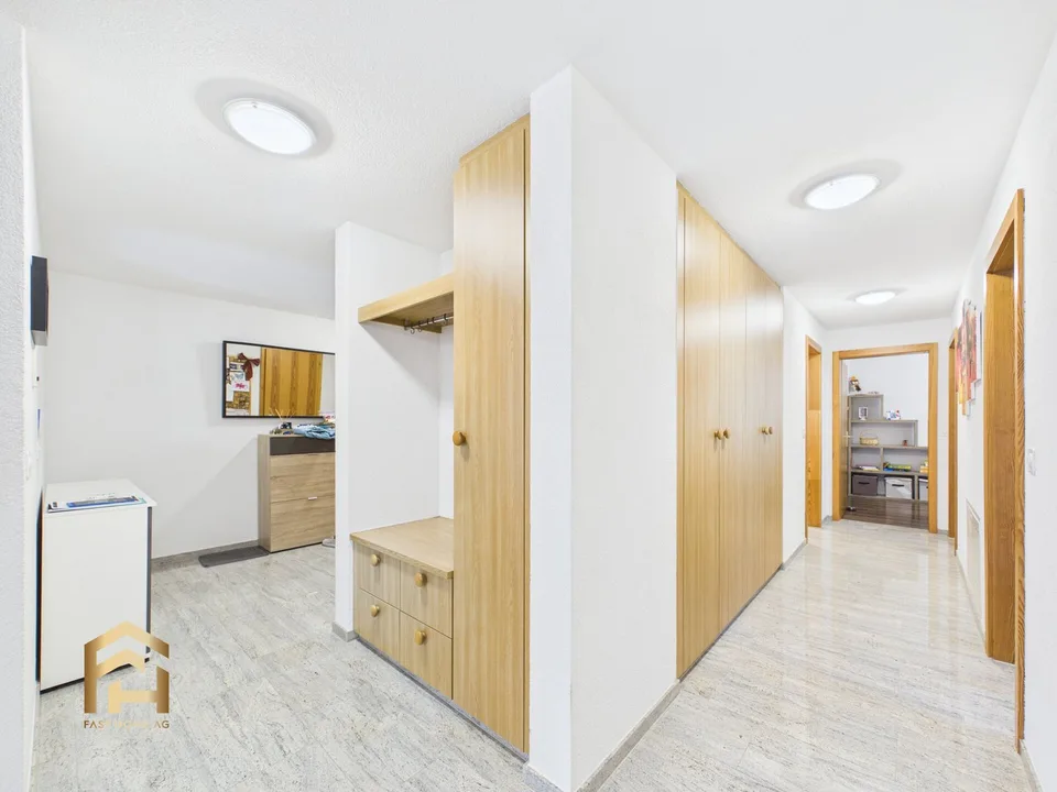 Appartement calme et centralement situé de 4,5 pièces à Glis – photo 4 sur 13
