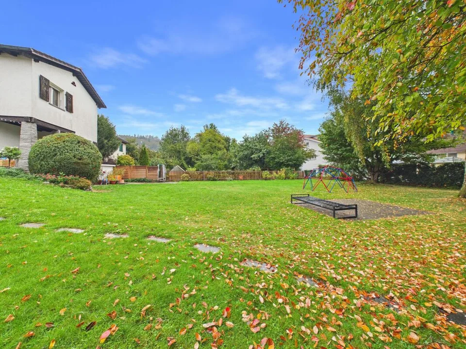 Idylle familiale à Burgdorf avec maison de famille charmante et jardin spacieux – photo 19 sur 30