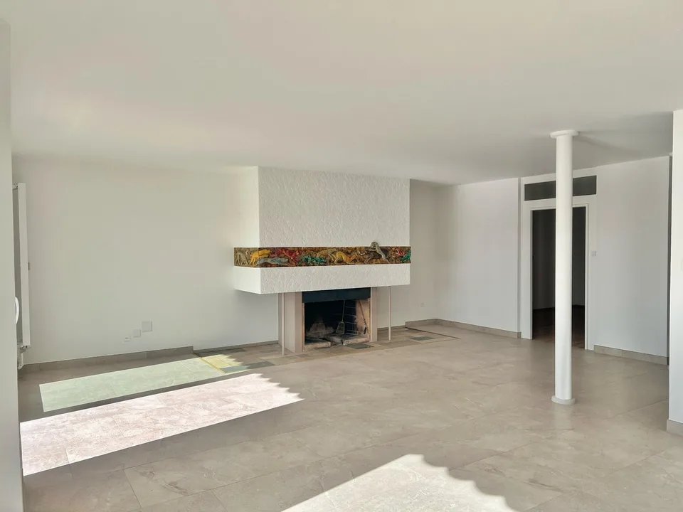 Exklusive 4.5 Zimmer mit Rheinblick und Cheminée – Foto 3 von 10
