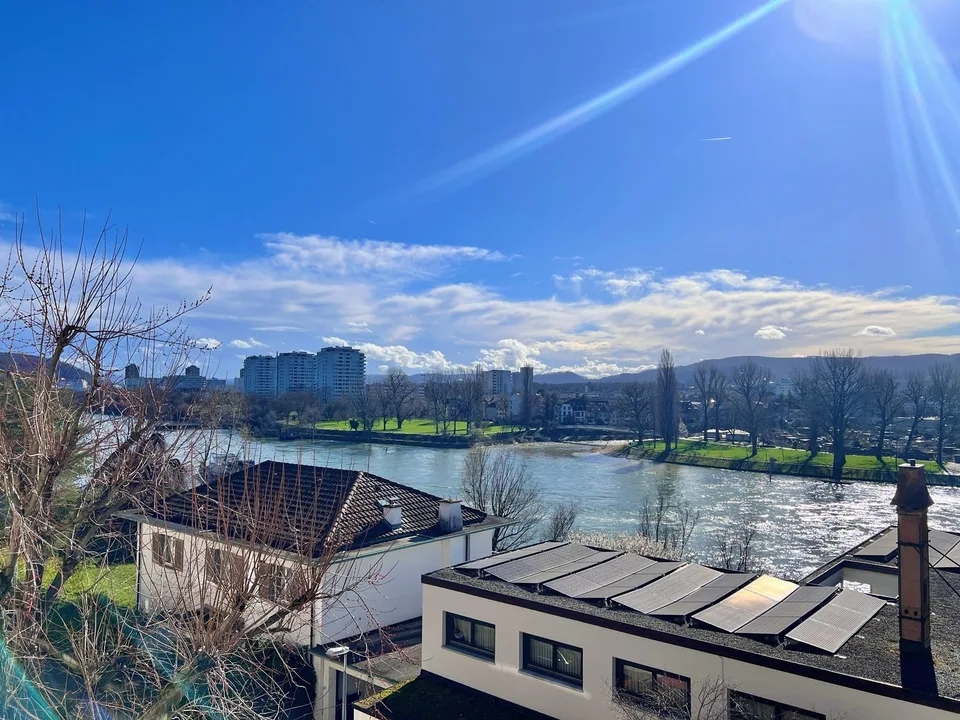 Exklusive 4.5 Zimmer mit Rheinblick und Cheminée – Foto 10 von 10