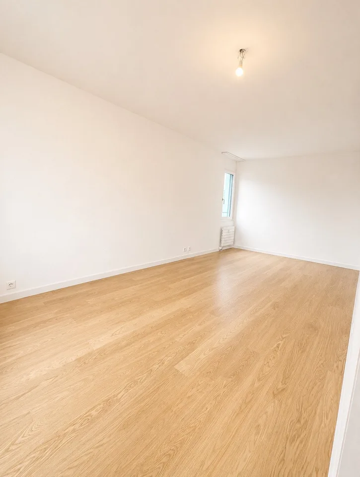 Appartement de 2,5 pièces rénové – photo 5 sur 6