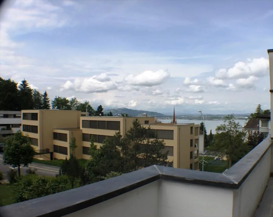 Vivere in una posizione soleggiata con vista sul lago – foto 9 di 10