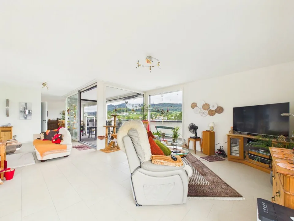 Exklusives Penthouse mit 360° Panoramablick und grosszügigem Wohnko... – Foto 11 von 28